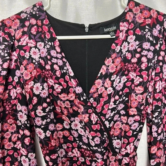 KENSIE pink dress,faux wrap,floral,sz 2, surplice,fairy,romantic,event,whimsical - Picture 9 of 15